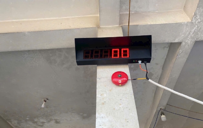 Bảng LED mái che ngoài trời